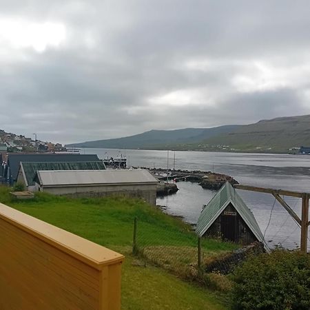 Det Lille Gule Hus Villa Trongisvágur Eksteriør bilde